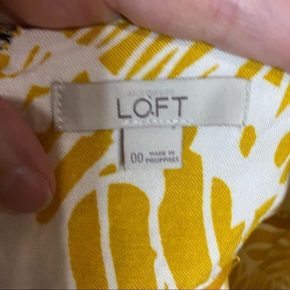 Ann Taylor Loft Yellow‎ & White Leaf Linen Skirt - Picture 8 of 8